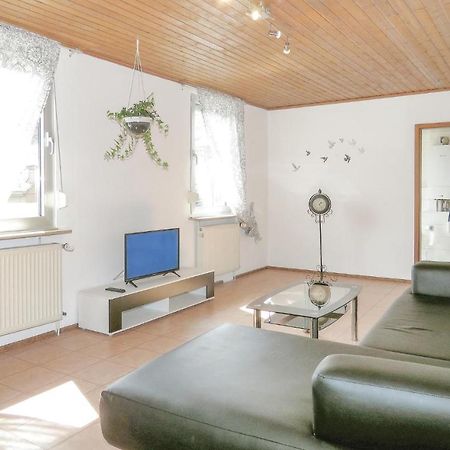 Gorgeous Apartment In Lahnstein With Kitchen Kültér fotó