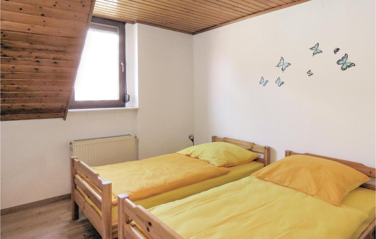 Gorgeous Apartment In Lahnstein With Kitchen Kültér fotó